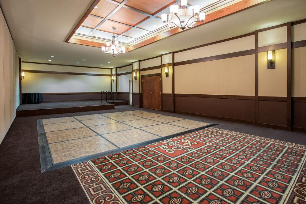 Doubletree By Hilton Madison East Ξενοδοχείο Εξωτερικό φωτογραφία