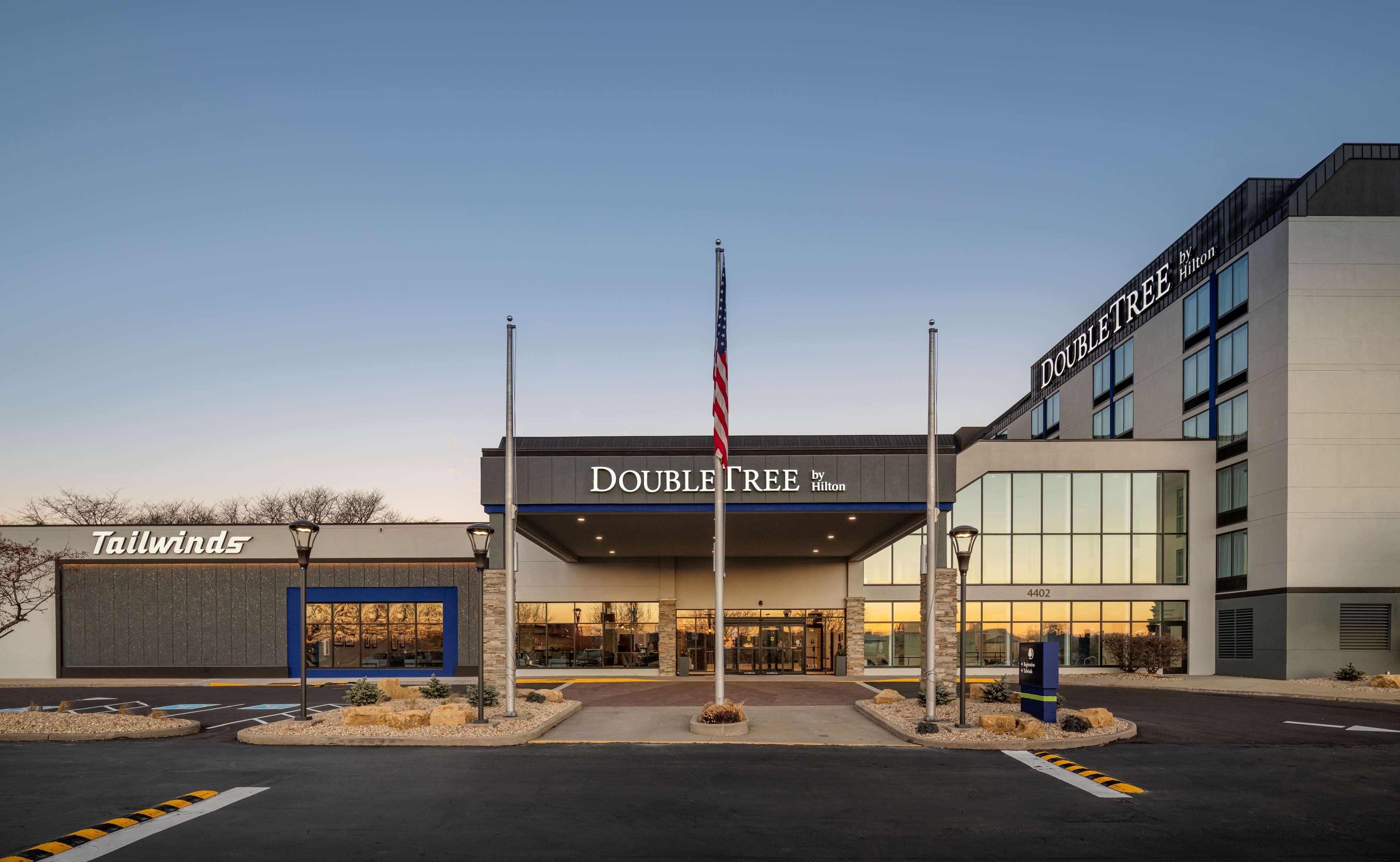 Doubletree By Hilton Madison East Ξενοδοχείο Εξωτερικό φωτογραφία