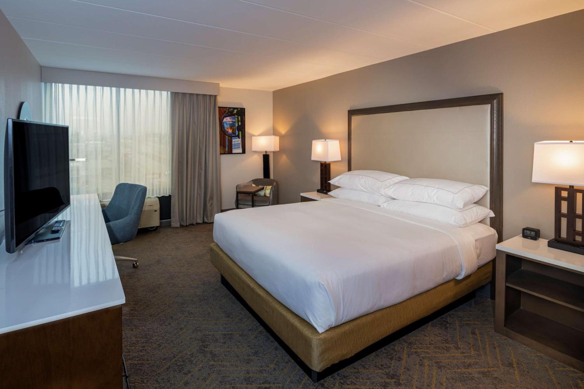 Doubletree By Hilton Madison East Ξενοδοχείο Εξωτερικό φωτογραφία
