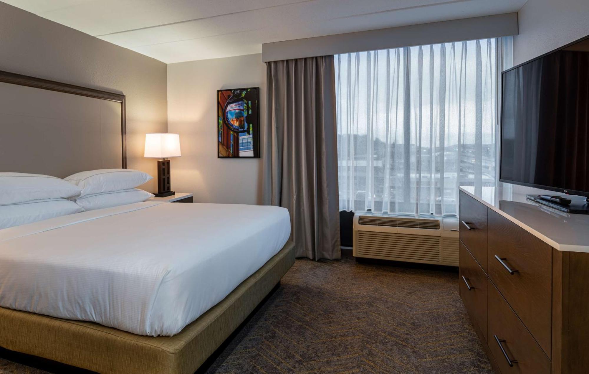 Doubletree By Hilton Madison East Ξενοδοχείο Εξωτερικό φωτογραφία