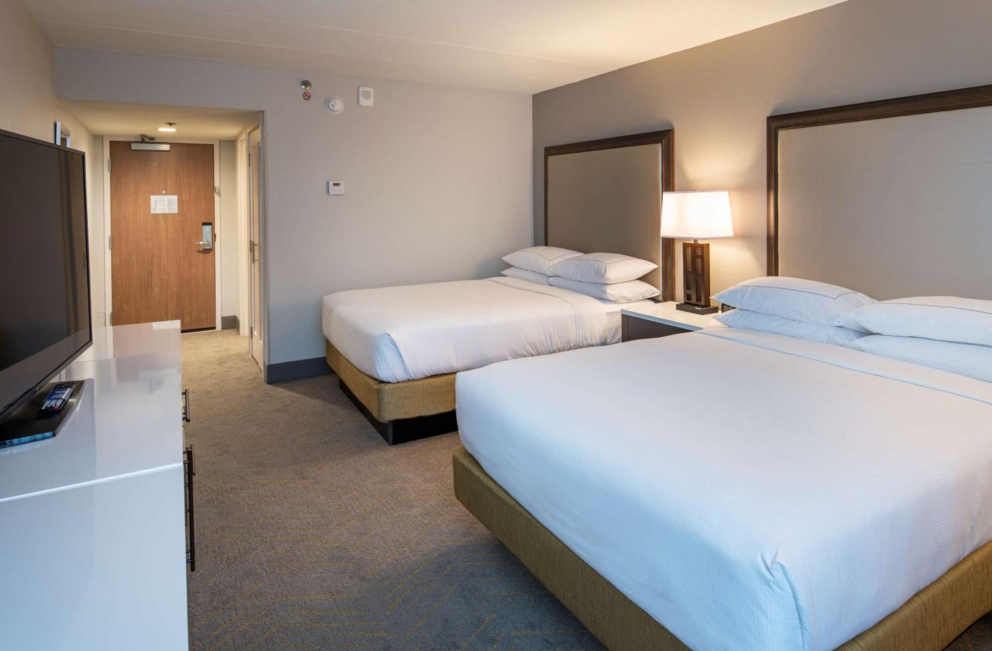 Doubletree By Hilton Madison East Ξενοδοχείο Εξωτερικό φωτογραφία