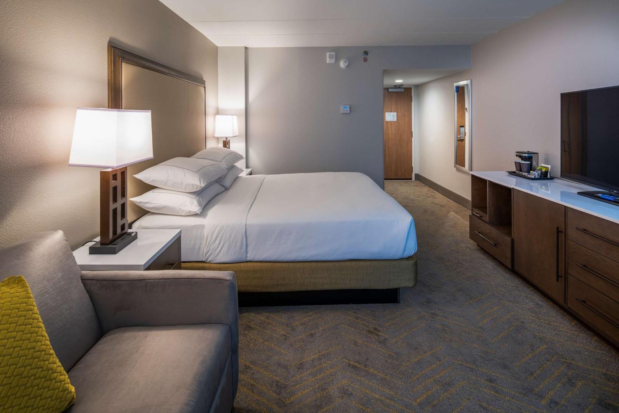 Doubletree By Hilton Madison East Ξενοδοχείο Εξωτερικό φωτογραφία