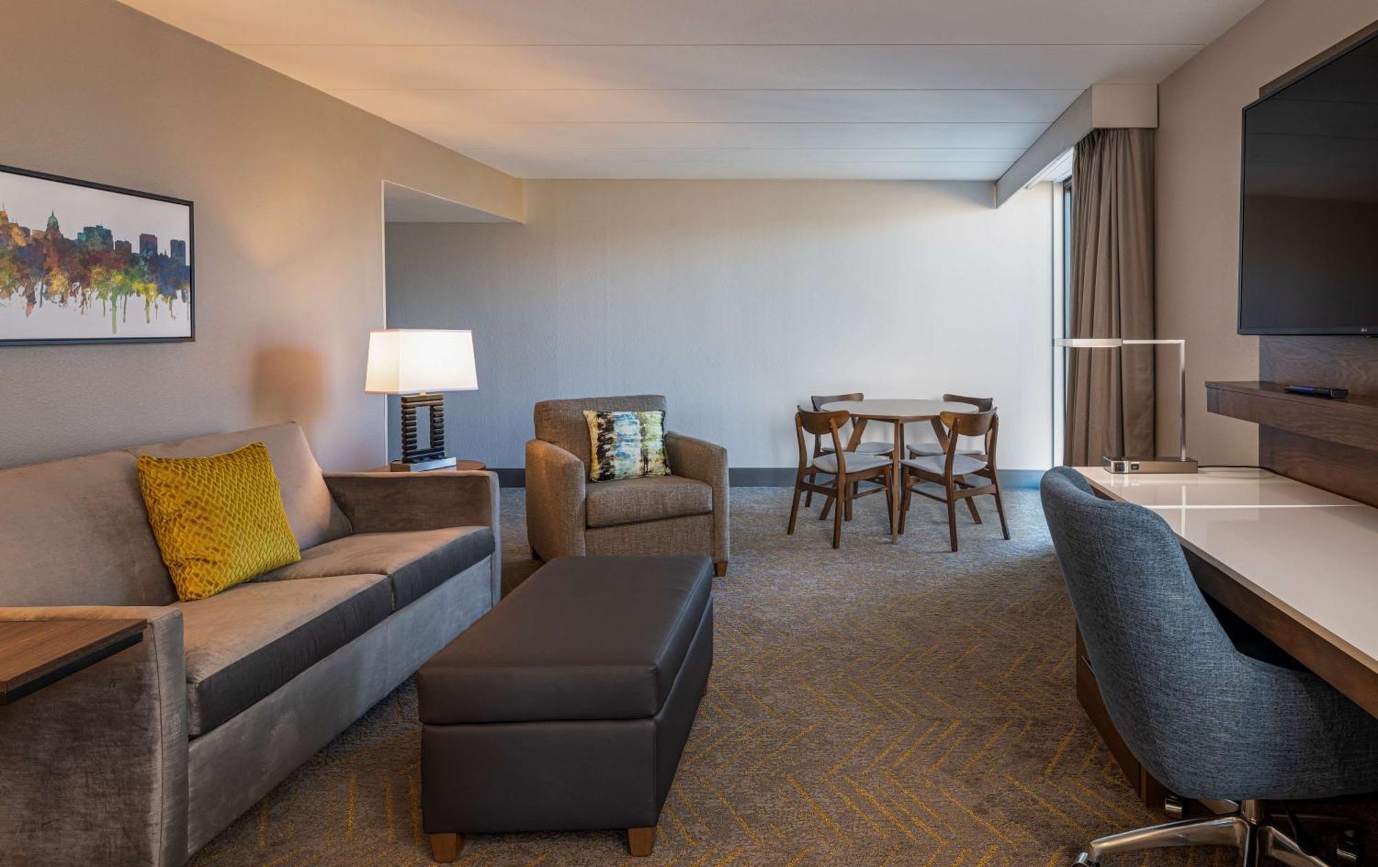 Doubletree By Hilton Madison East Ξενοδοχείο Εξωτερικό φωτογραφία