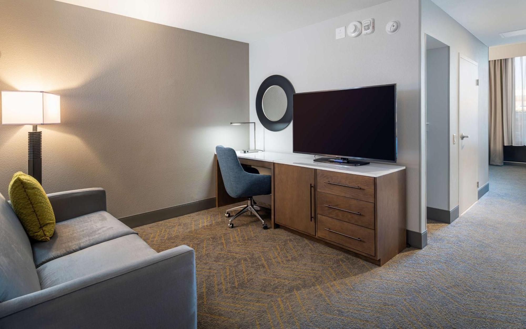 Doubletree By Hilton Madison East Ξενοδοχείο Εξωτερικό φωτογραφία