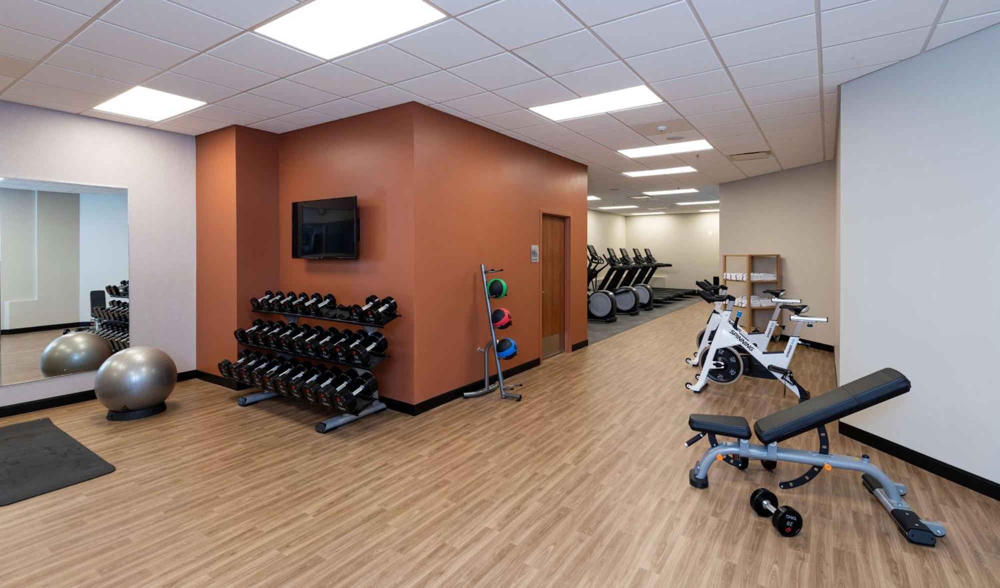 Doubletree By Hilton Madison East Ξενοδοχείο Εξωτερικό φωτογραφία