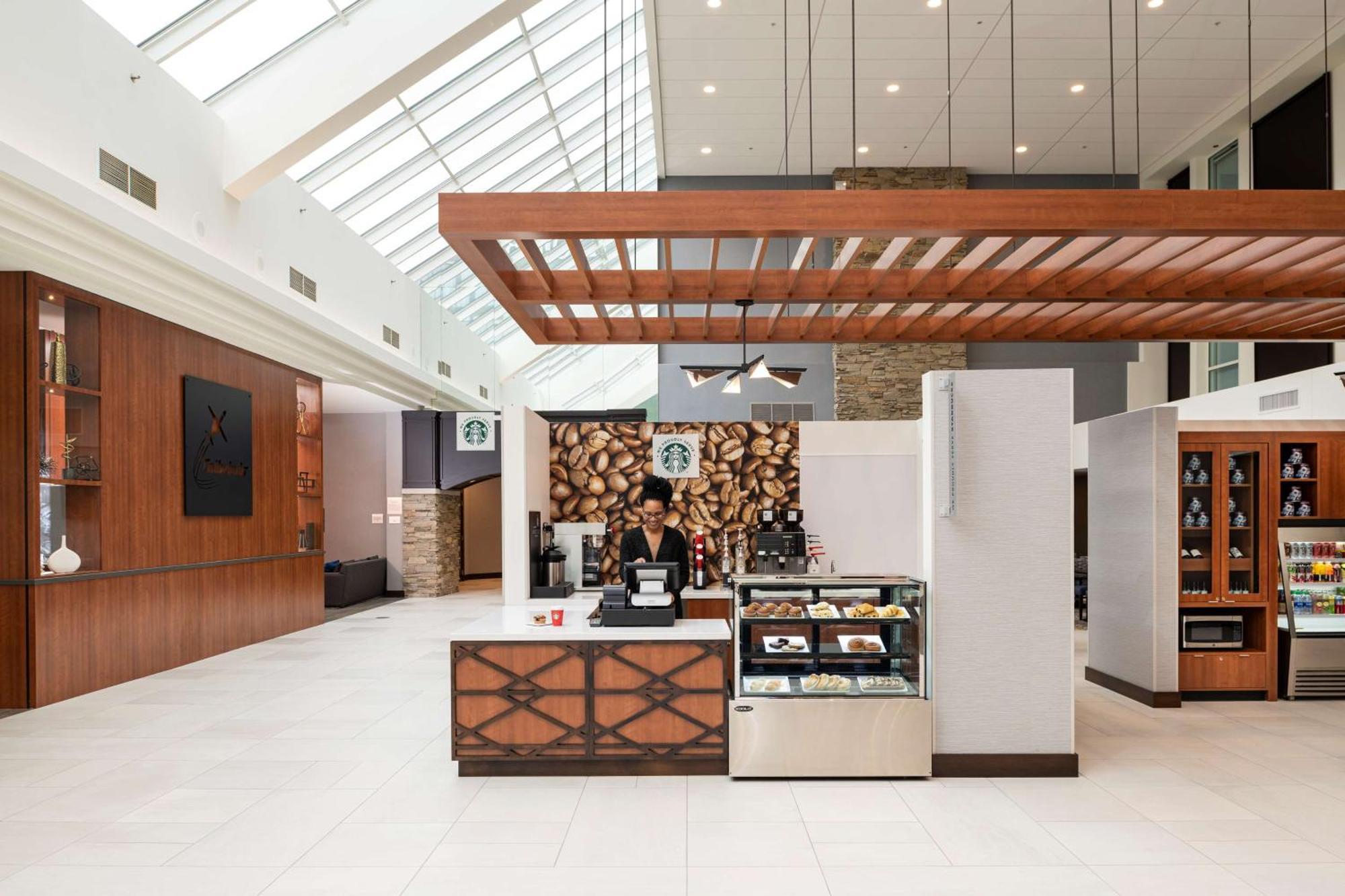 Doubletree By Hilton Madison East Ξενοδοχείο Εξωτερικό φωτογραφία
